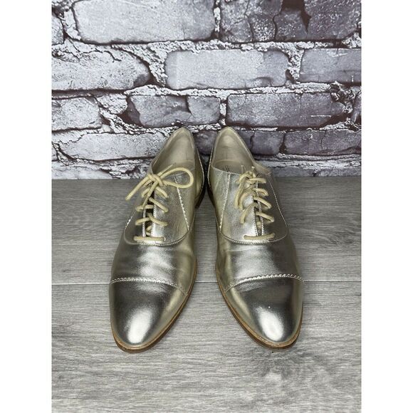 COLE HAAN Go To Collection Arden Gold Metallic Leather Oxfords Women Sz 10B US - Picture 2 of 16